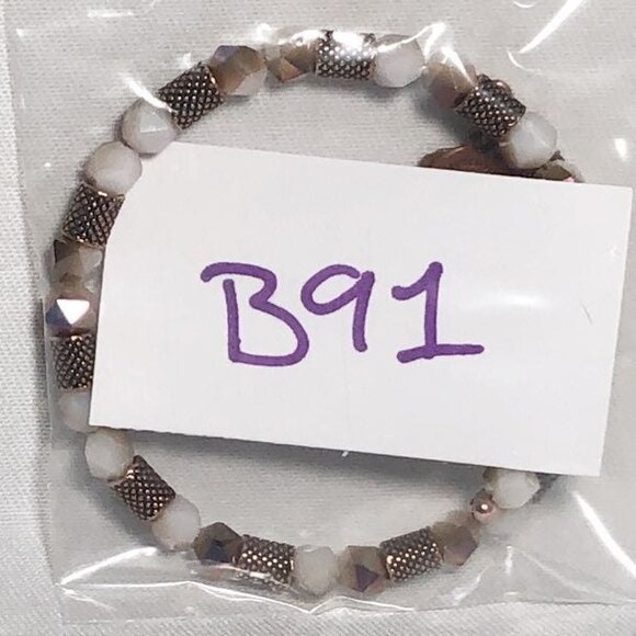 Alex and Ani Ruler Robin Wrap Bracelet - Picture 4 of 5